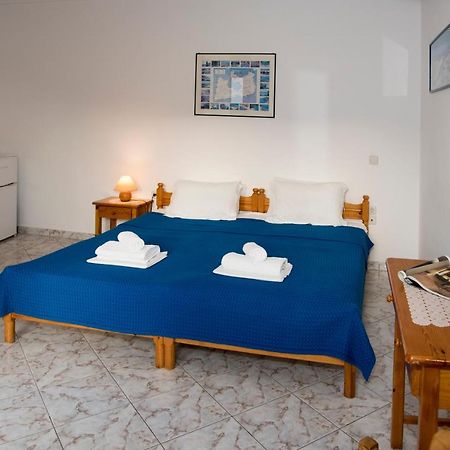 Damianos Rooms Adamantas  Dış mekan fotoğraf