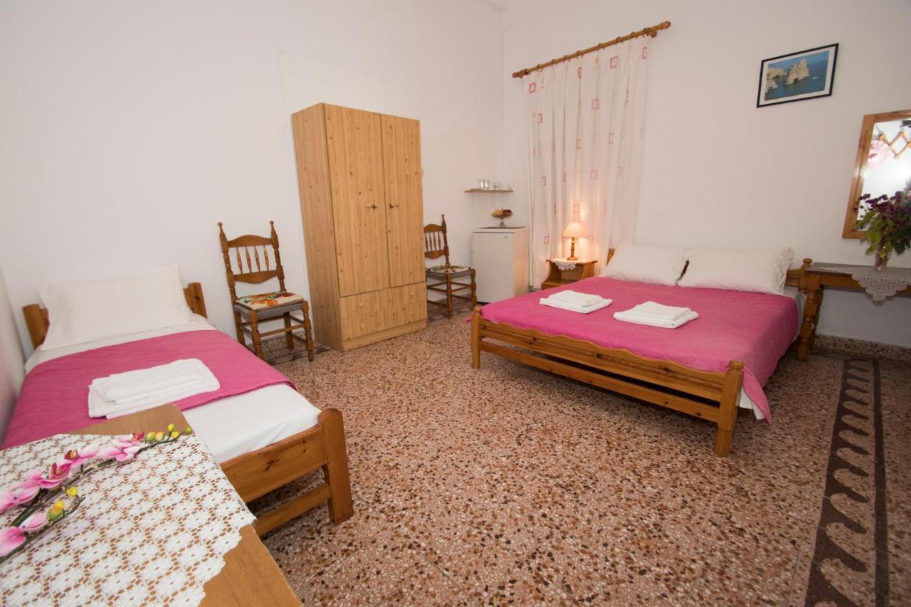 Damianos Rooms Adamantas  Dış mekan fotoğraf