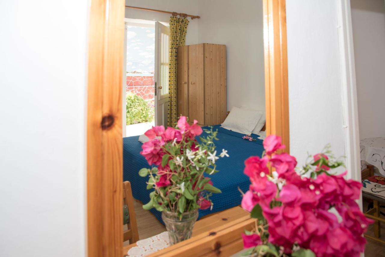 Damianos Rooms Adamantas  Dış mekan fotoğraf